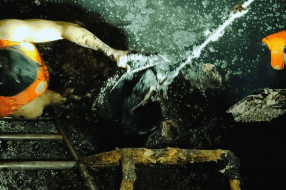 Malabanan siphoning service cleaning a full septic tank